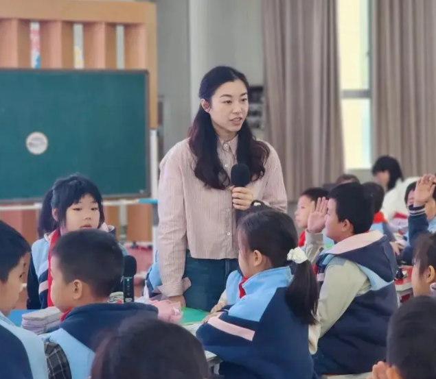 城乡接合部乡村地区的资源短板避免“学位过剩”与“入学难”